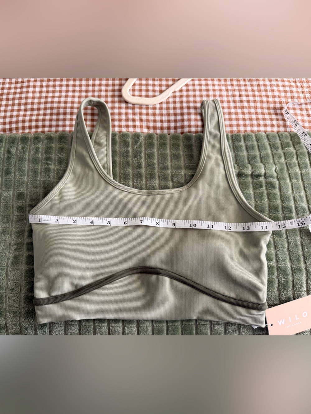 Wilo The Label Olive Ribbed Scoop-Front Sports Bra with Contrast Trim - Picture 4 of 5